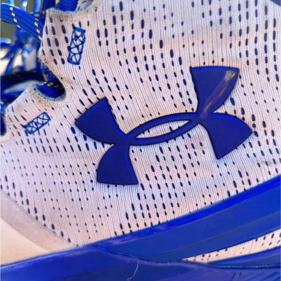 Under Armor Steph Curry 2s - Picture 6 of 7